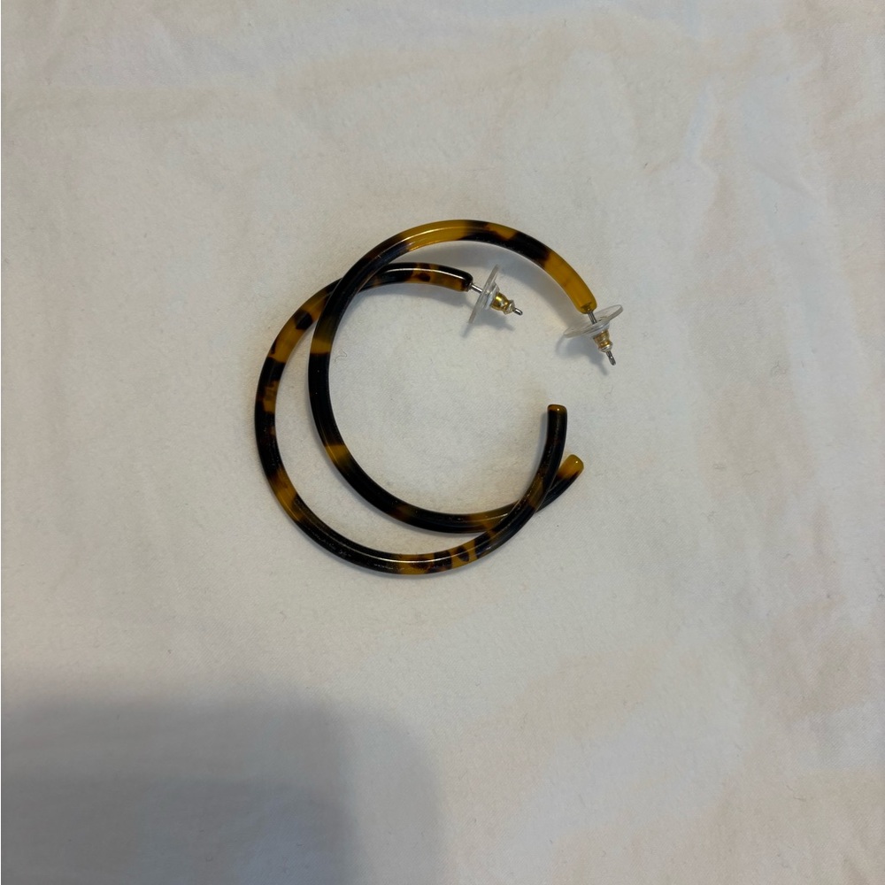 J crew tortious hoops